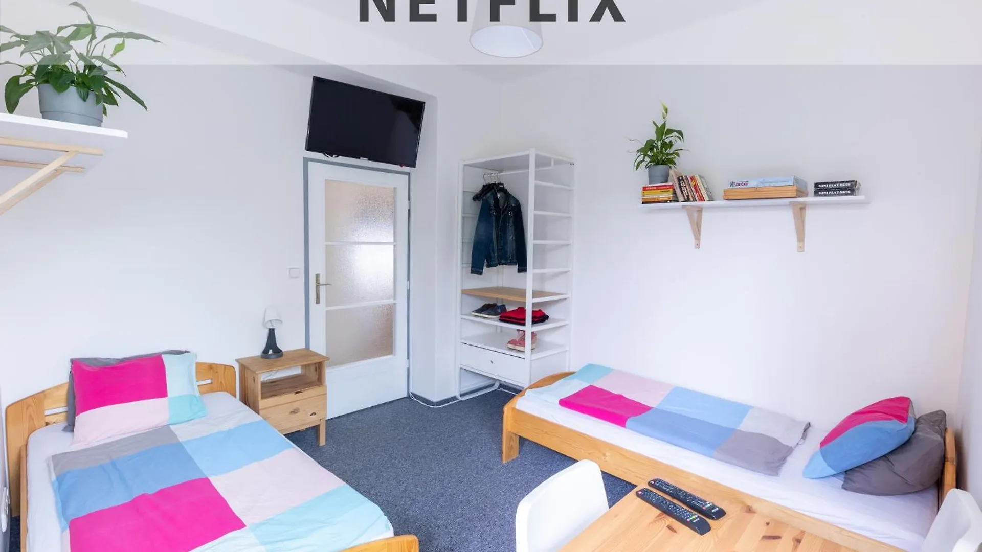 Apartmany Plzenska 465 Free Parking & Ps3 Praag Appartement